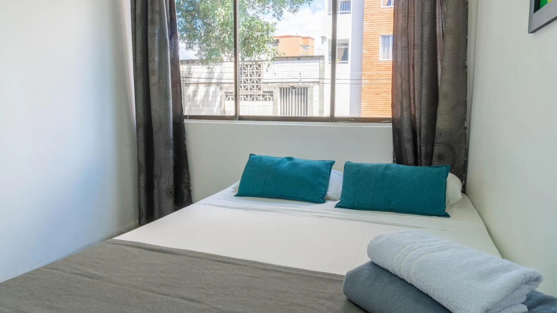 Hotel Jc 43 Medellin 2*,  Colombia